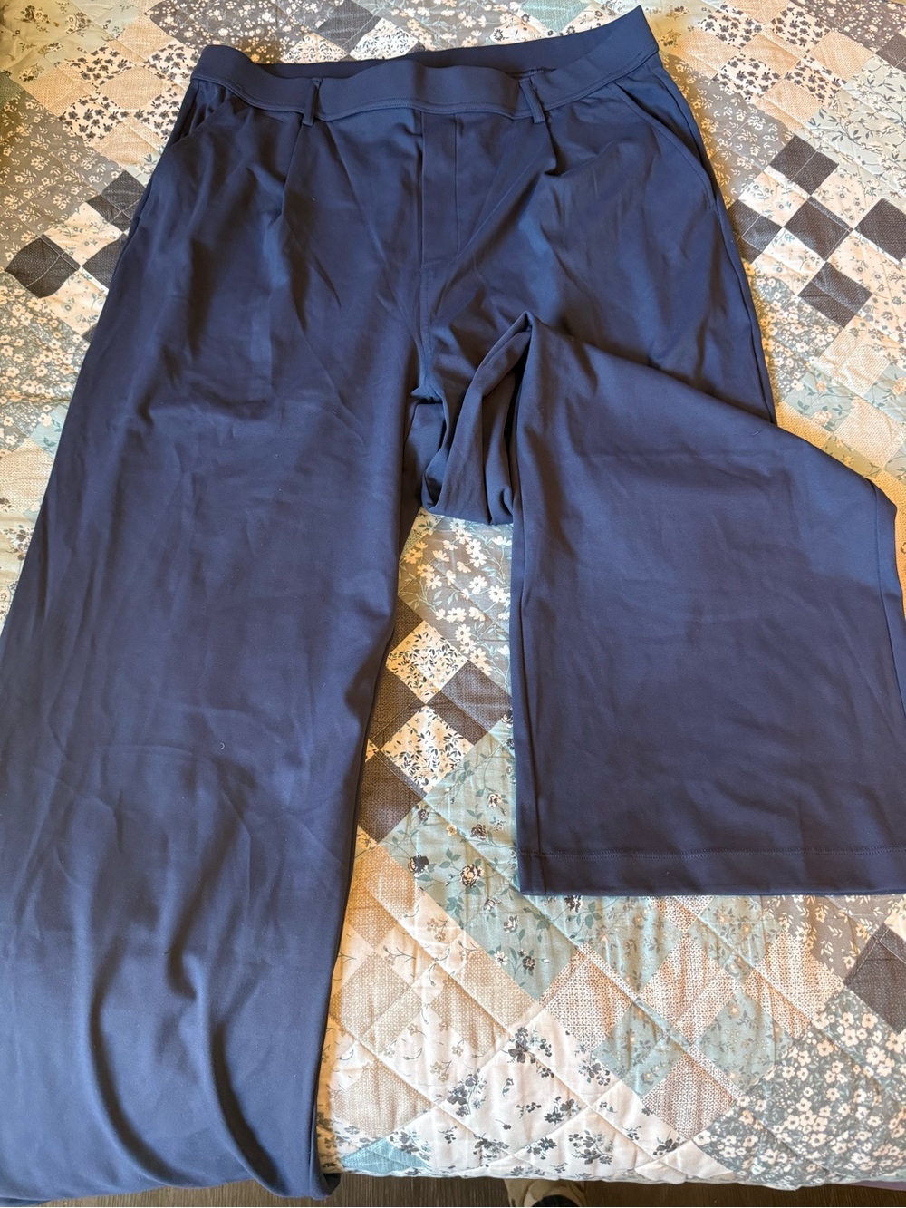 HALARA Navy Wide-Leg Dress Pants